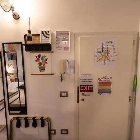 La Pomposa Del Teatro Πανσιόν 3*