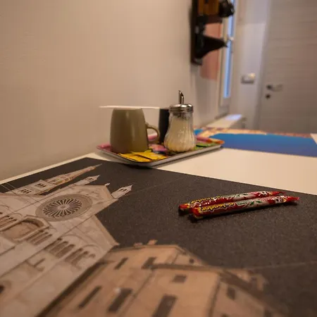 La Pomposa Del Teatro Vendégház