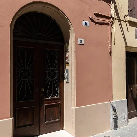 La Pomposa Del Teatro Modène