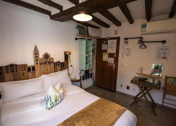 Guest house La Pomposa Del Teatro 3*